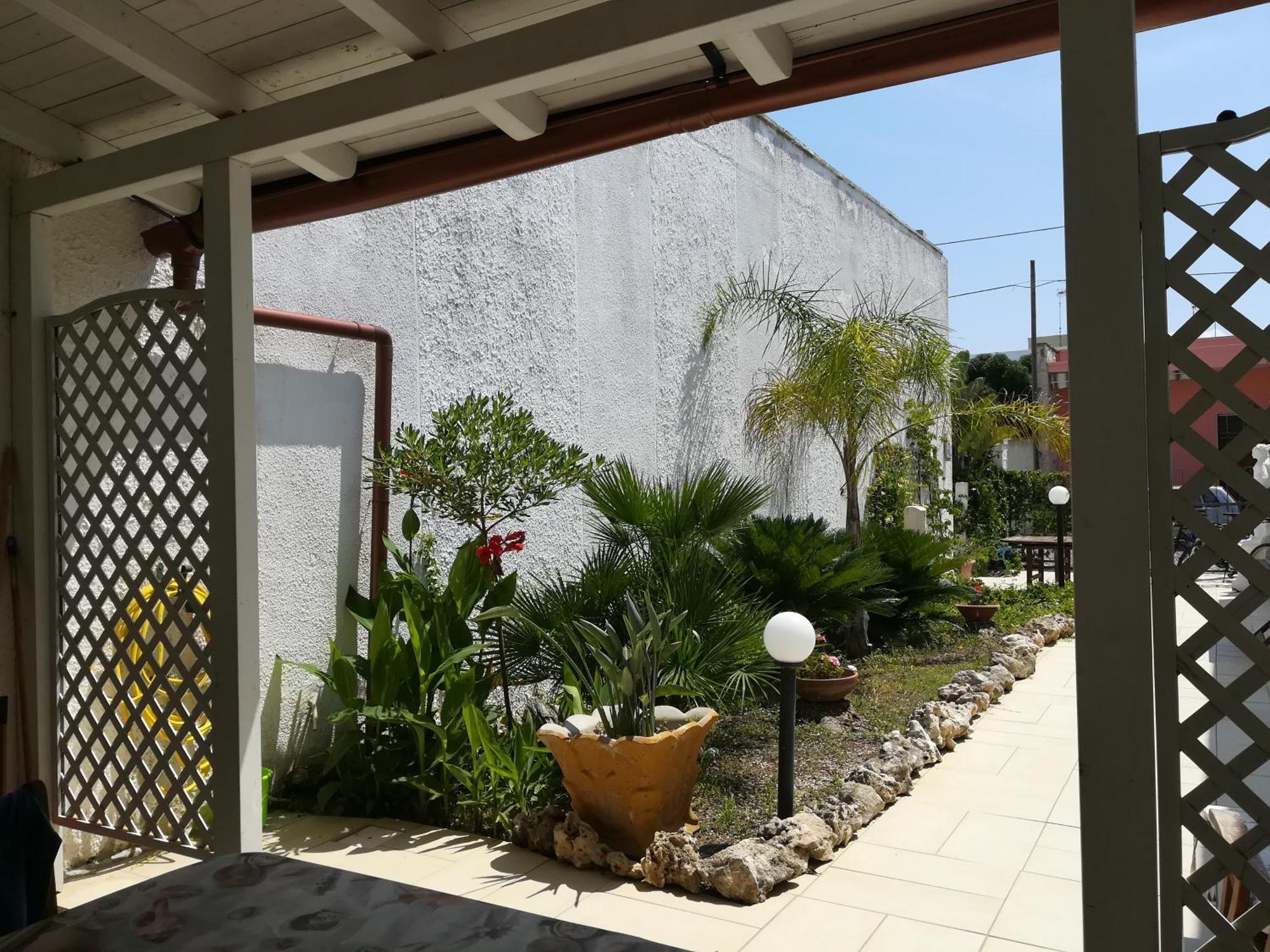 Villa Mediterranea Торе дел'Орсо Екстериор снимка
