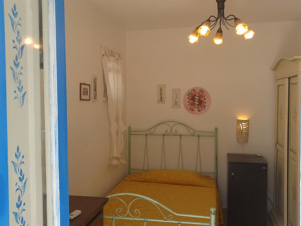 Villa Mediterranea Торе дел'Орсо Стая снимка